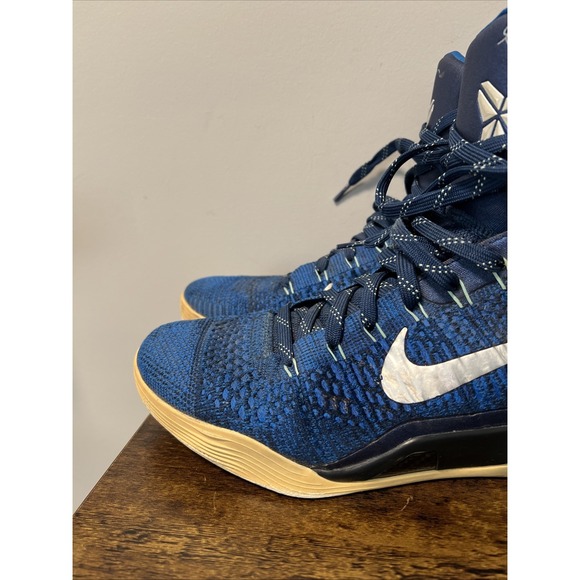 Athletic_Shoes